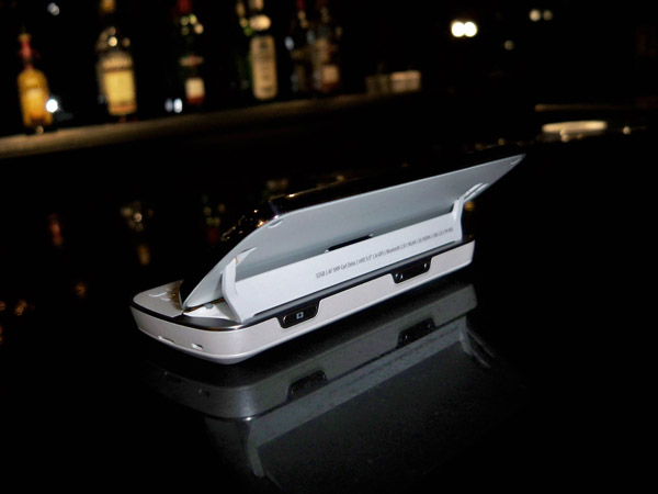nokia N97 white rear with branding