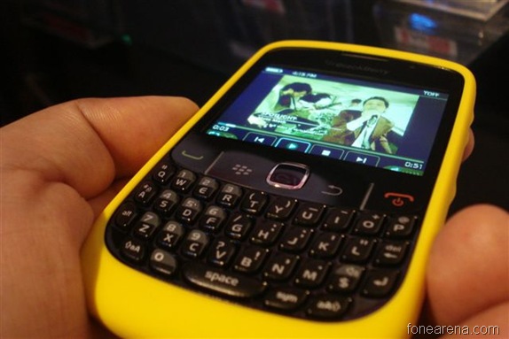 blackberry 8520 yellow