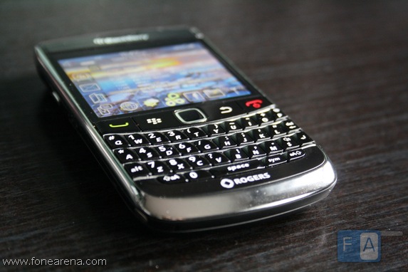 Featured image of post Black Berry Bold 9700 / It also lets you access several features and applications that are available on the blackberry operating.