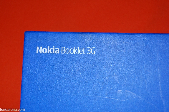 nokia-booklet3g-unboxing_2